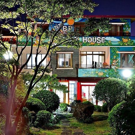 Jeju B.P. Guesthouse Exterior photo